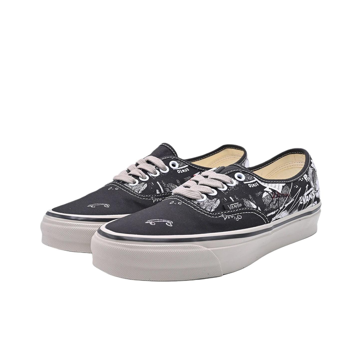Vans x POP MART Authentic 44 L - Vans Shoes Authentic ulasan dan harga